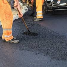 Best Driveway Maintenance Services in Vivian, LA